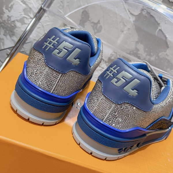 ルイヴィトン靴着用イメージ